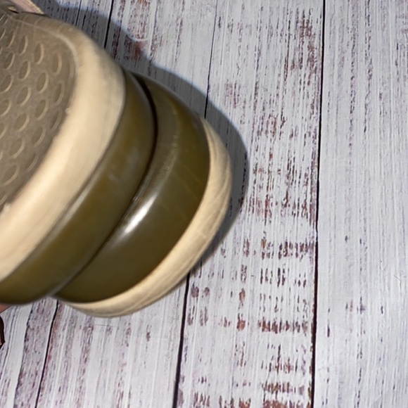 Vionic flip flops size 11 - Picture 6 of 6